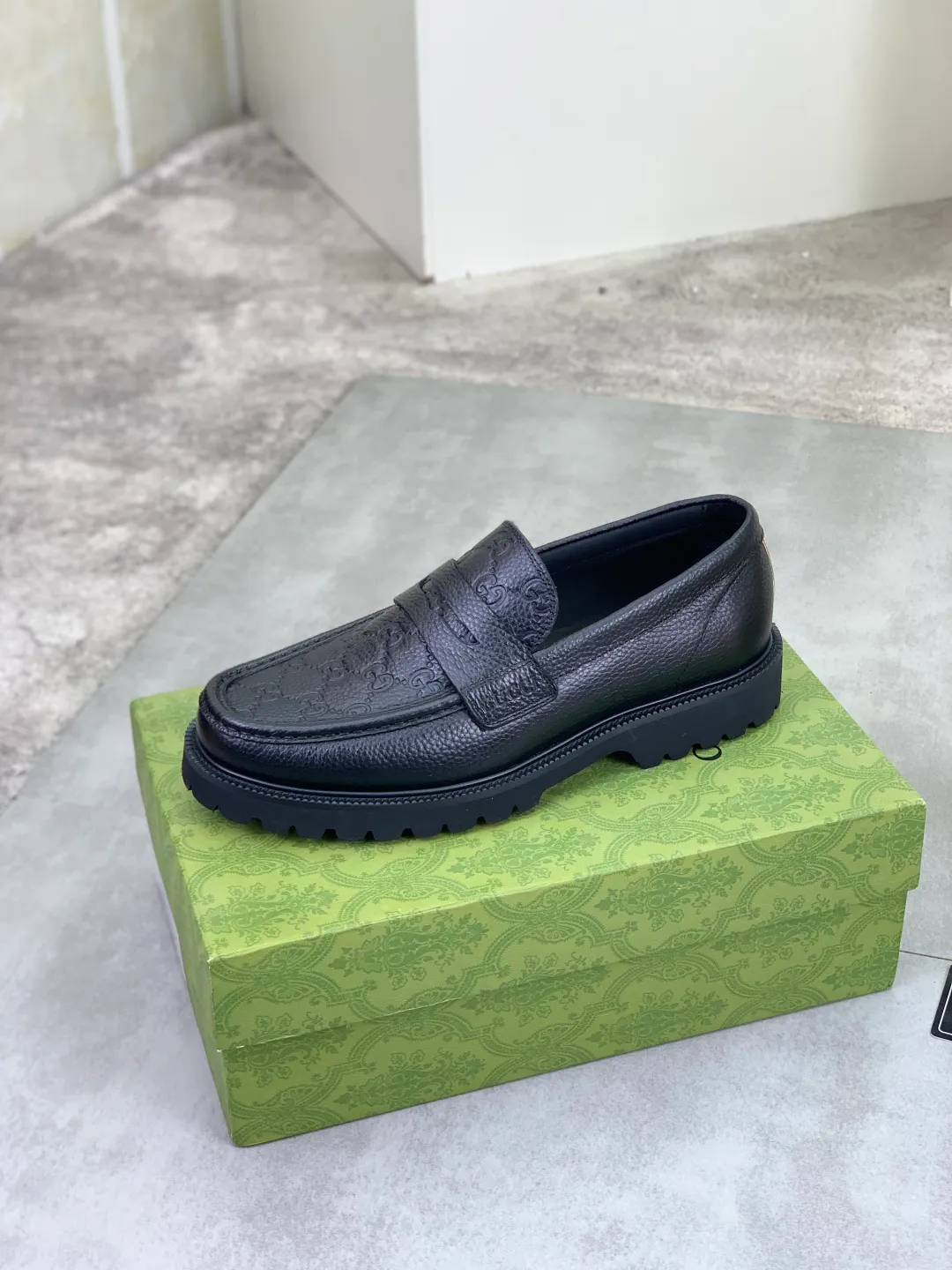 Men's shoes P580💰【New style】🆘Water dyed cowhide lining (GUCCI) Gucci business leather shoes, made of original imported Italian 🇮🇹 open-edge beaded calfskin, fully water-dyed cowhide lining, carefully handmade by professional shoemakers, the original version is specially designed for wear-resistant and lightweight foam outsole. Standard code: 38-45 5️⃣color🉑️select